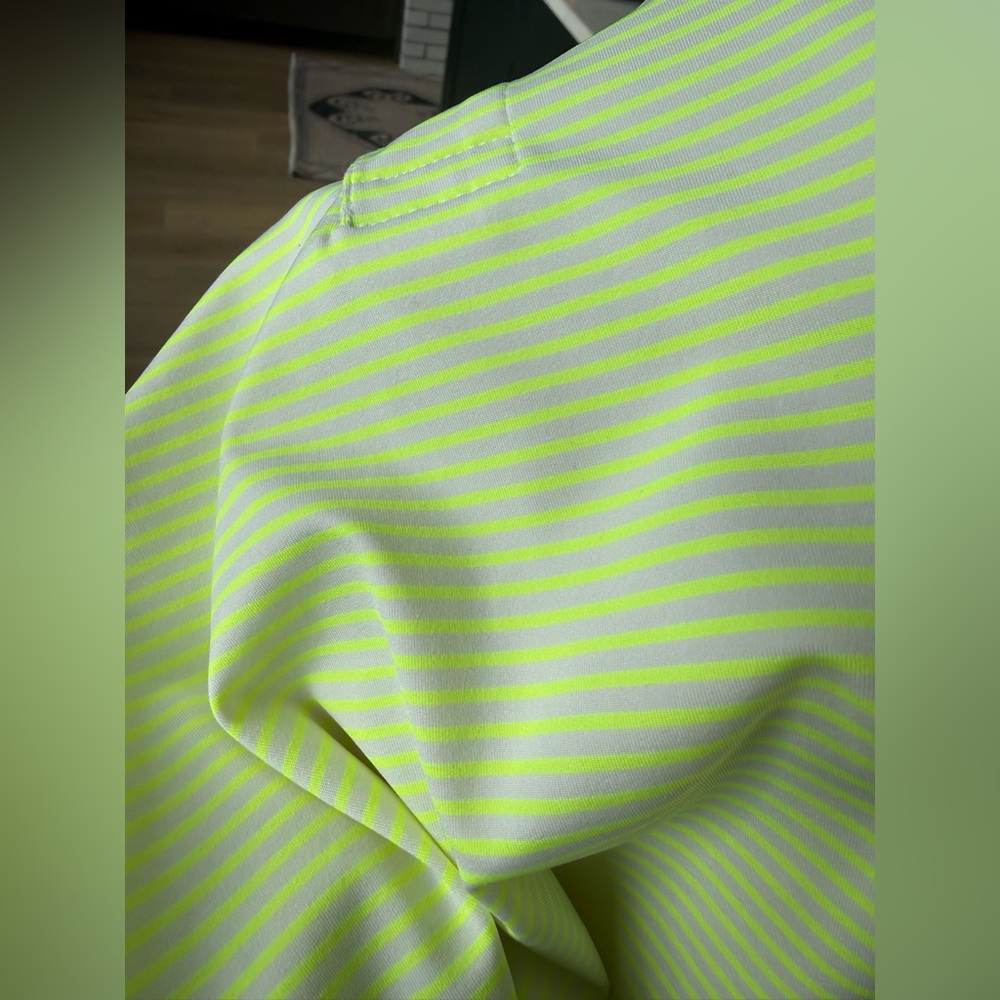 Vineyard Vines Light Green Polo Shirt, Youth XL - Picture 5 of 6